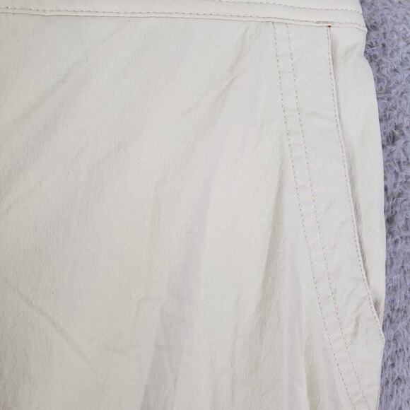 LL Bean Pants Crop Womens Size 8 Straight Leg Outdoor Hiking Capri Khaki - Picture 5 of 10